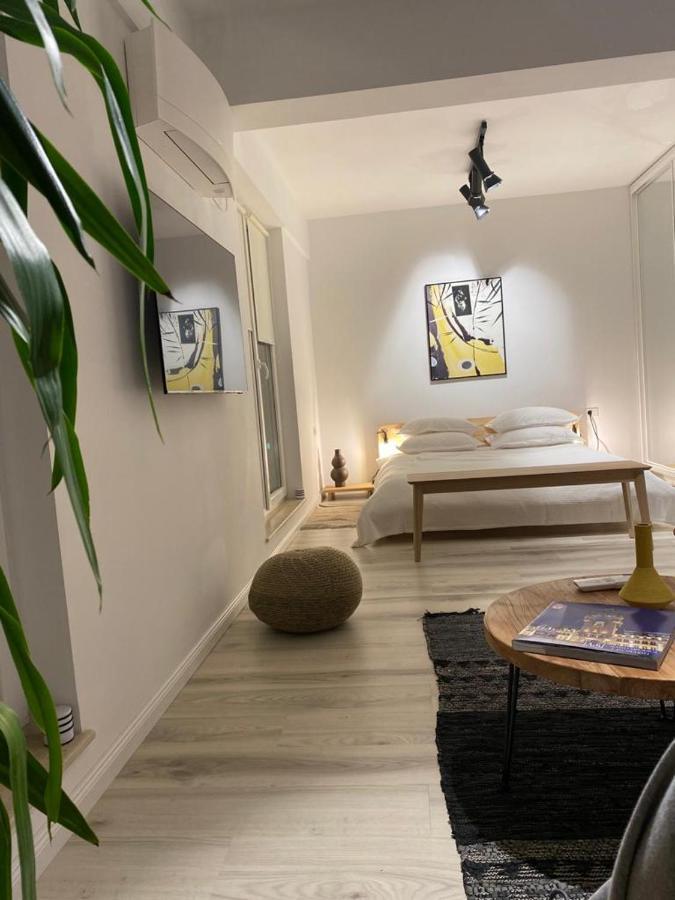 Shi Zi Junior Suite Ясси Екстер'єр фото